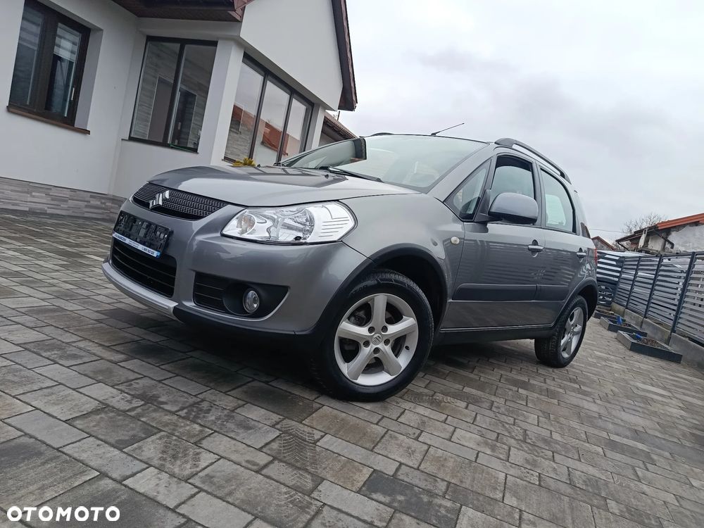 Suzuki SX4 - 4