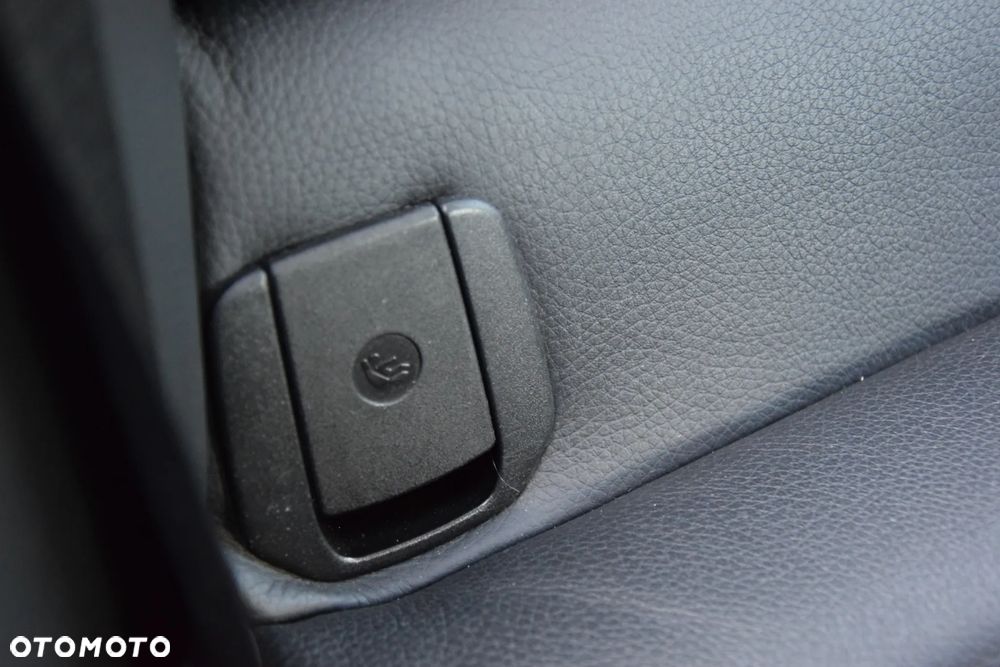 BMW Seria 3 - 27
