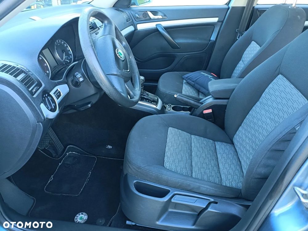 Skoda Octavia 1.6 Classic Tiptr - 22