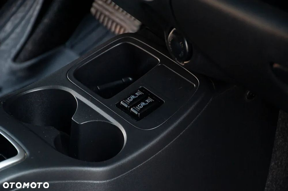 Mitsubishi Space Star 1.2 CVT Intro Edition+ - 38