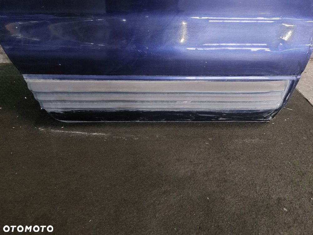DRZWI KOMPLETNE PRAWY TYŁ KIA SPORTAGE I B4 - 2