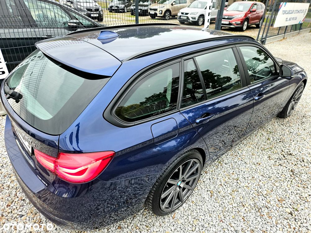 BMW Seria 3 320d Sport Line - 20
