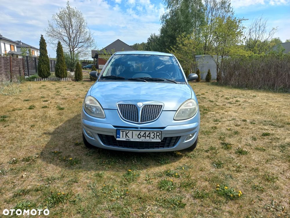 Lancia Ypsilon Y 1.4 16v Argento - 3