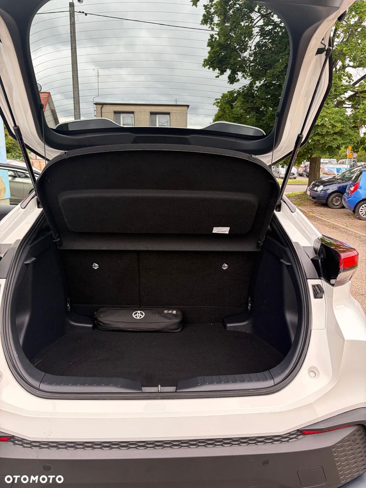 Toyota C-HR - 26
