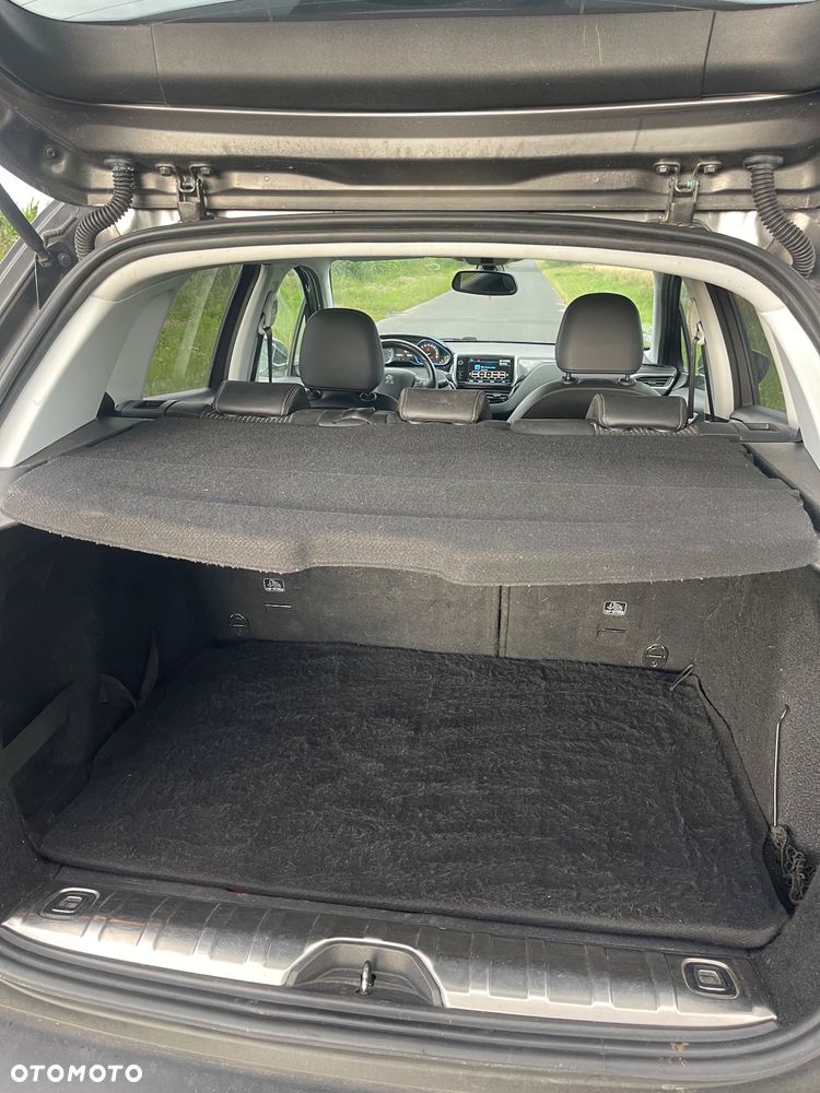 Peugeot 2008 - 5