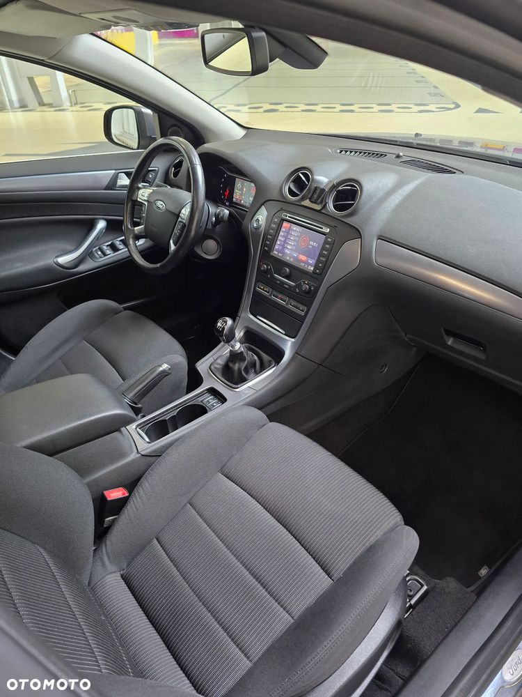 Ford Mondeo 1.6 T Titanium - 14