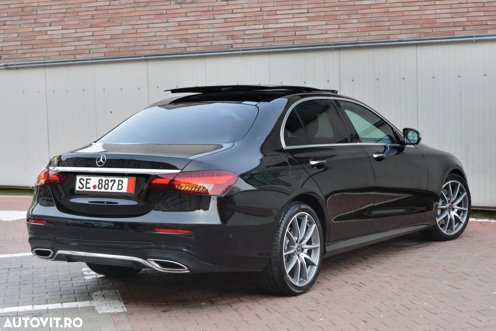 Mercedes-Benz E 220 d 9G-TRONIC AMG Line - 15