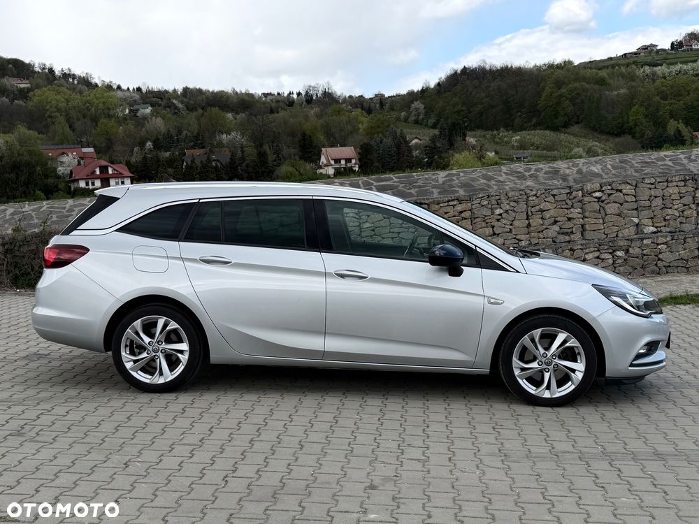 Opel Astra 1.6 D (CDTI) Automatik Innovation - 11
