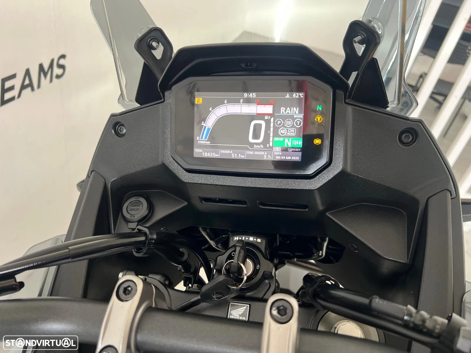 Honda Transalp 750 XL - 4