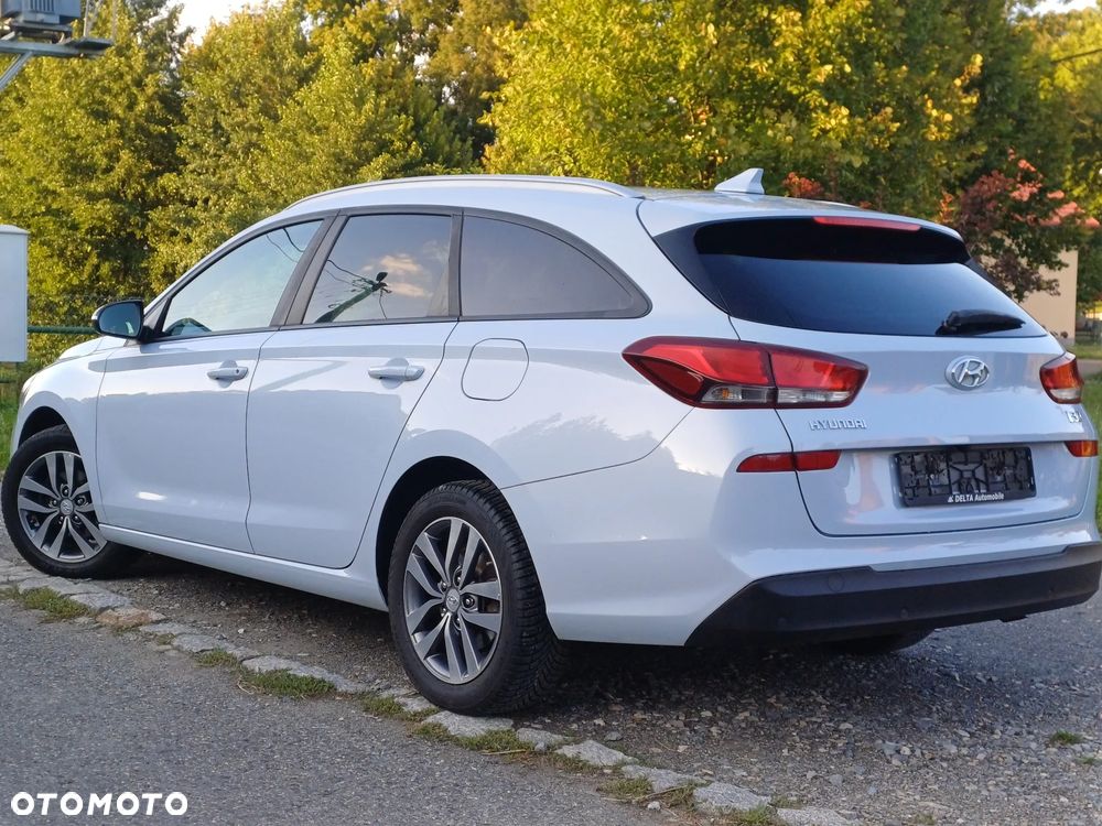 Hyundai i30 1.4 Classic - 10