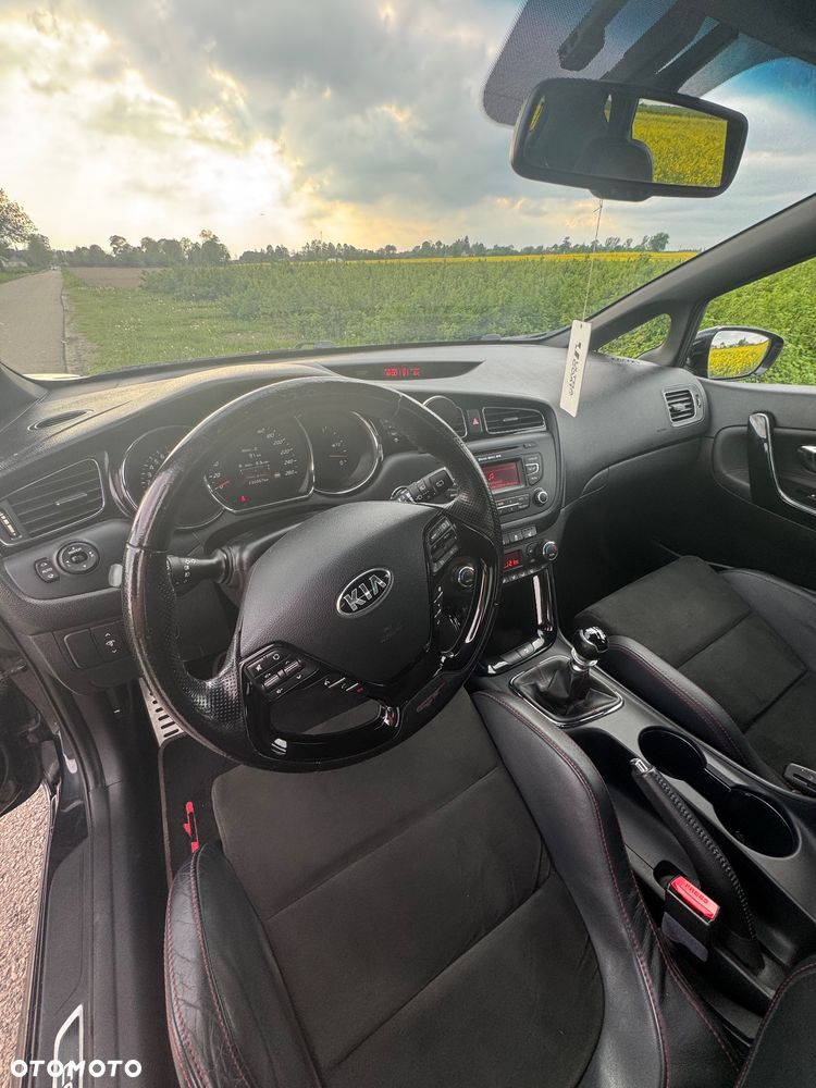 Kia Ceed 1.6 T-GDI GT - 18