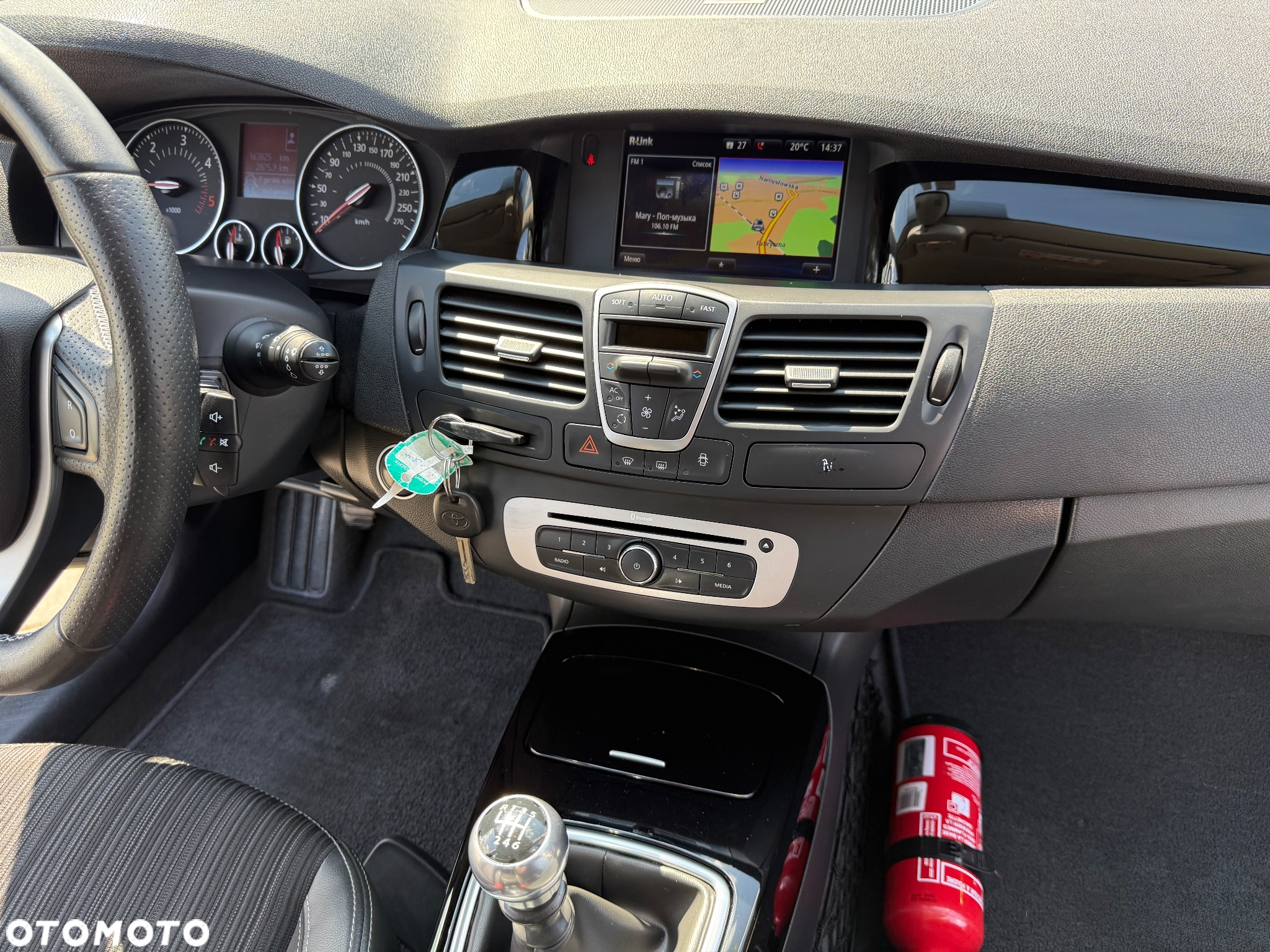 Renault Laguna dCi 110 FAP Bose Edition - 19