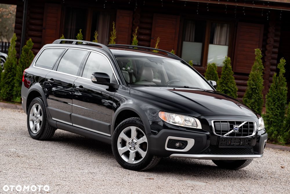 Volvo XC 70 D5 AWD Momentum - 5