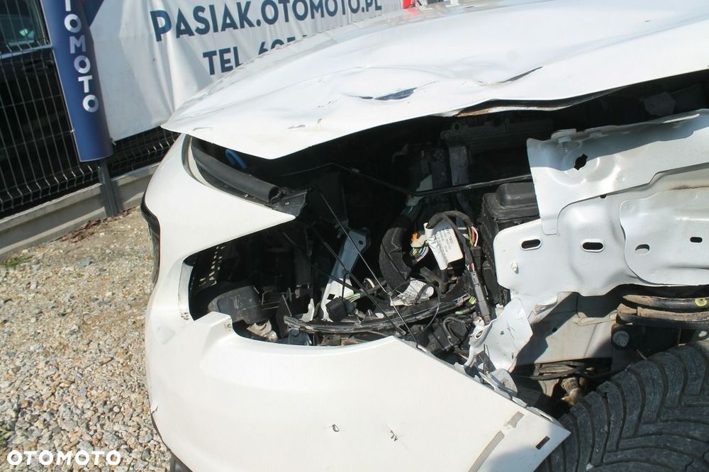 Peugeot 2008 - 14