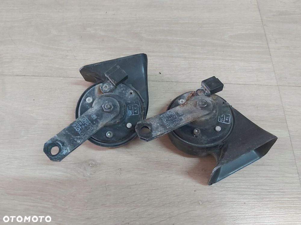 Toyota Tundra II 07 - 14 klakson sygnał trąbka Sequoia - 3