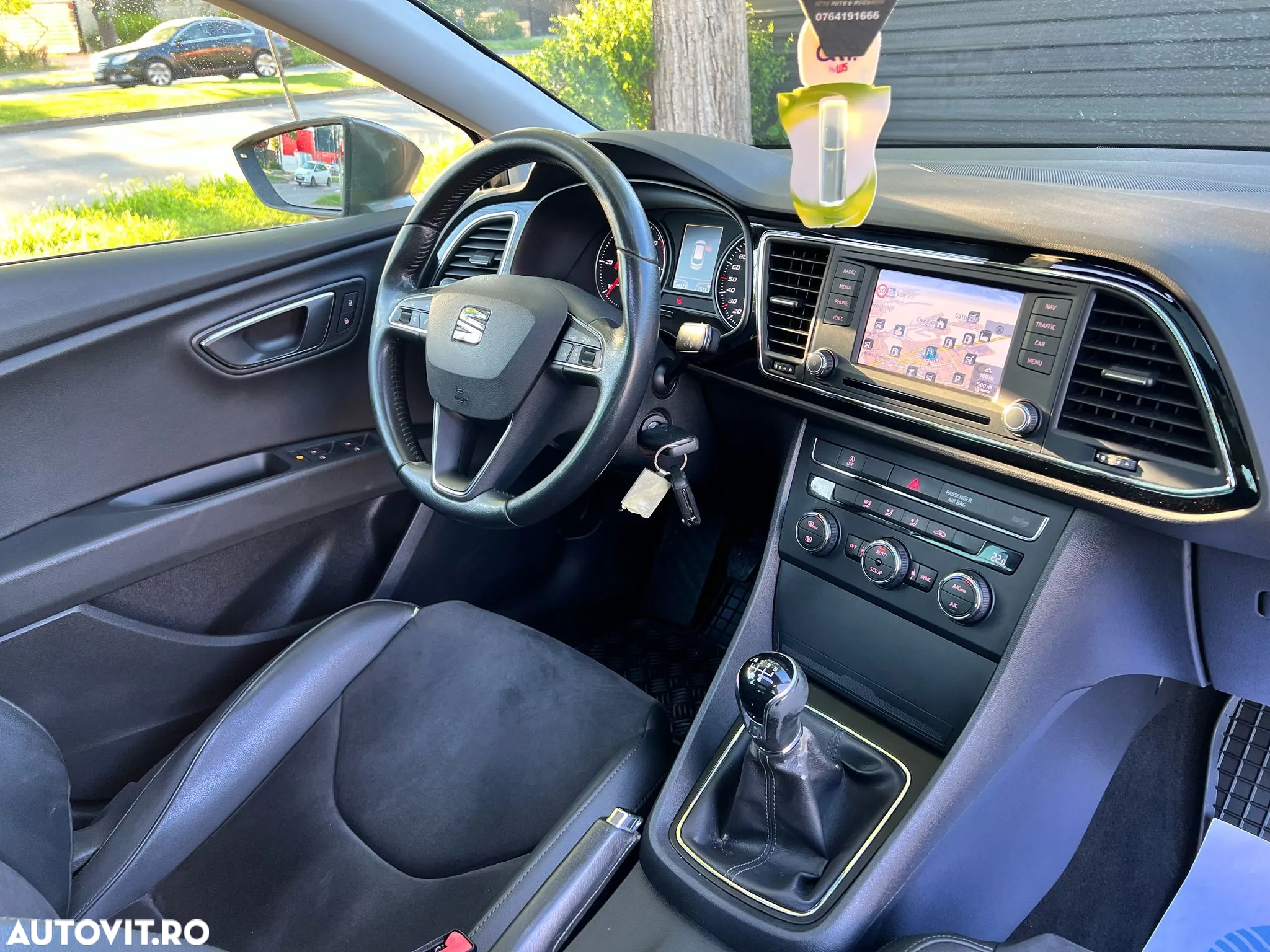 Seat Leon ST 1.6 TDI Start&Stop Ecomotive Style - 24