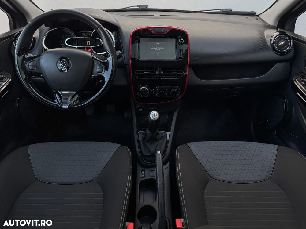 Renault Clio - 6