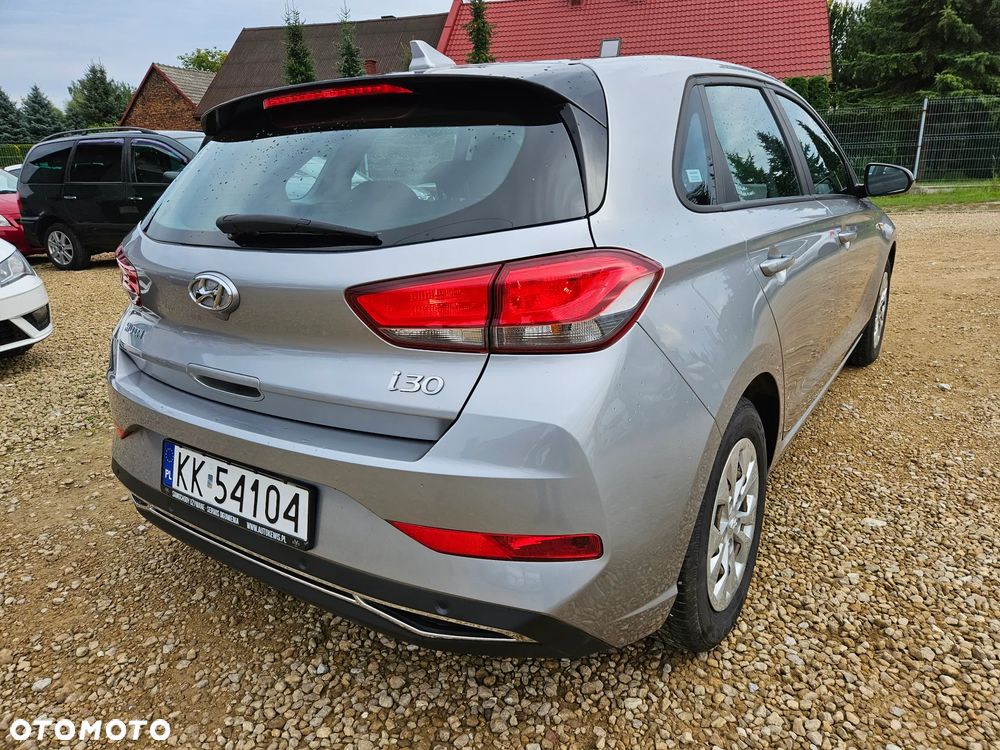 Hyundai i30 1.5 DPI Modern - 17