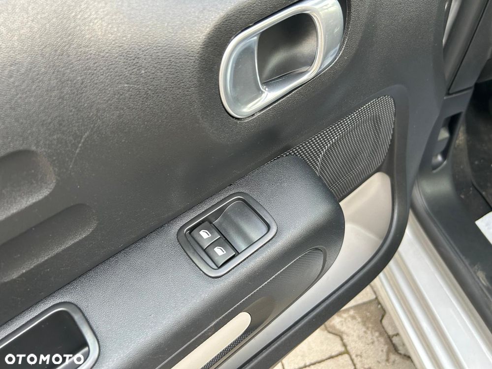 Citroën C3 1.2 PureTech Feel - 28