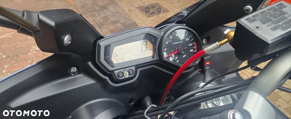 Yamaha FZ6 - 2