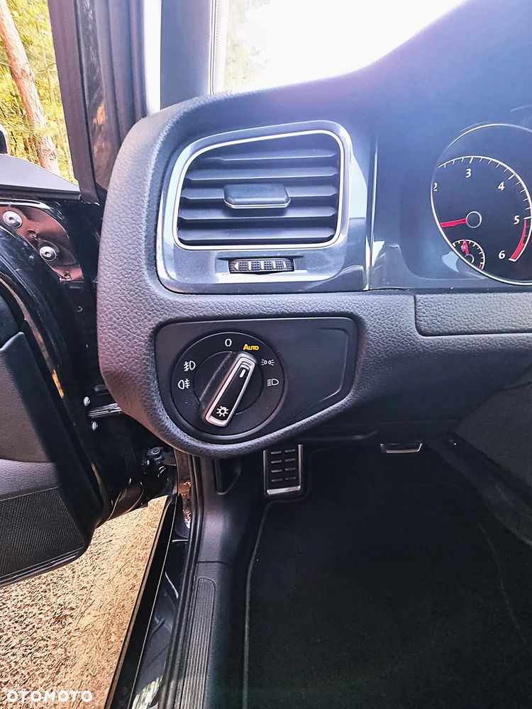Volkswagen Golf - 20
