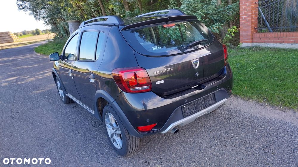 Dacia Sandero Stepway TCe 90 Prestige - 4