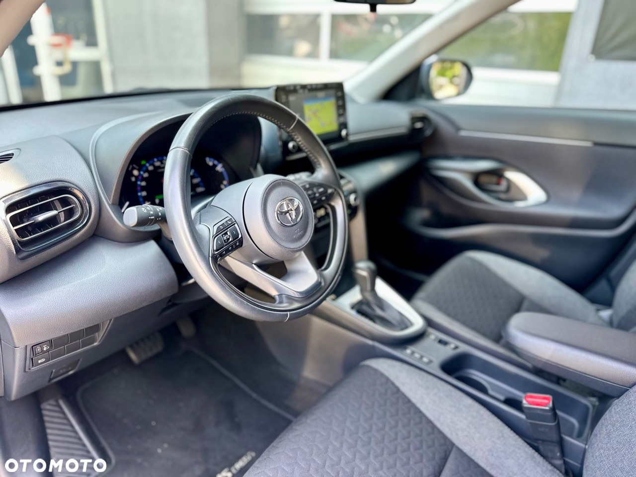 Toyota Yaris Cross Hybrid 1.5 Comfort - 13