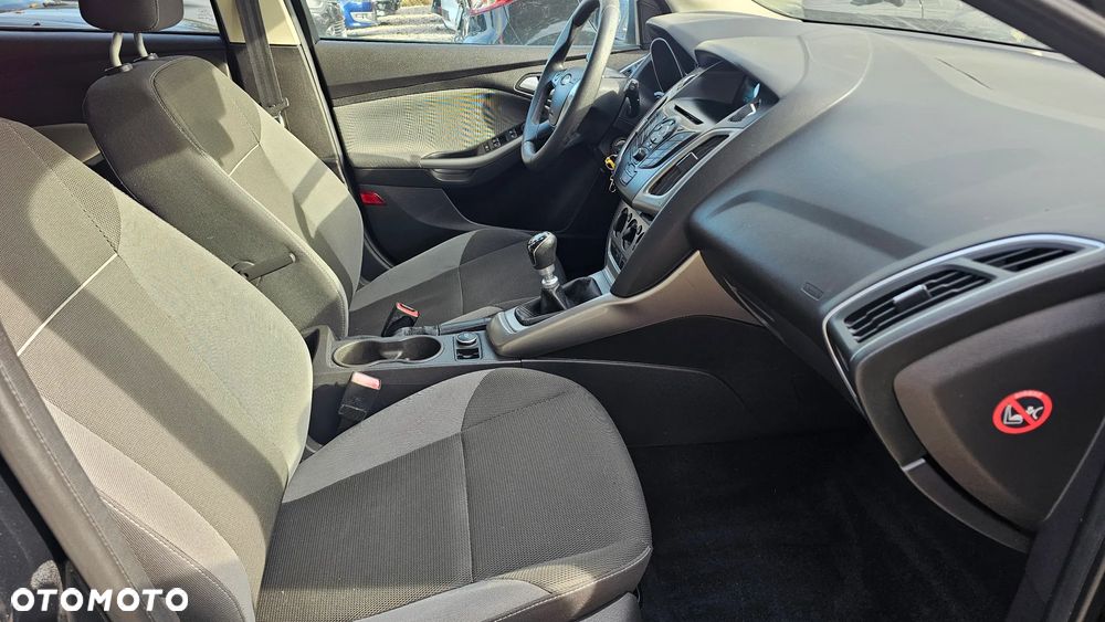 Ford Focus 1.0 EcoBoost Active Business - 12