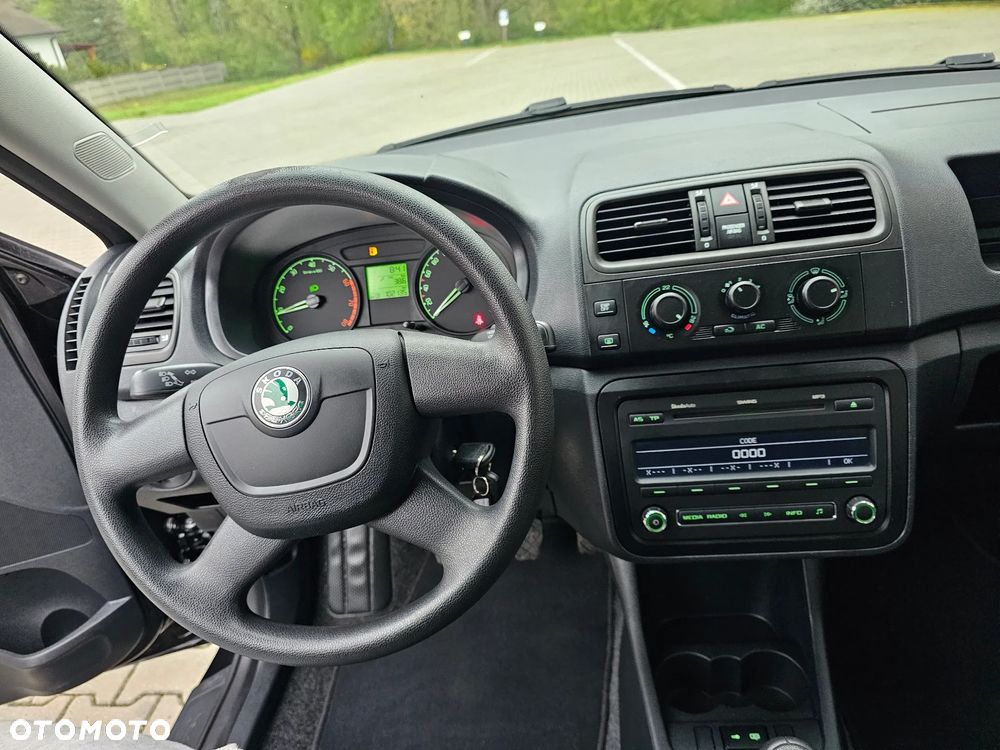 Skoda Fabia 1.2 HTP Elegance - 16