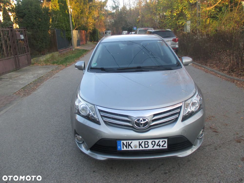 Toyota Avensis 1.8 Multidrive S Comfort - 8
