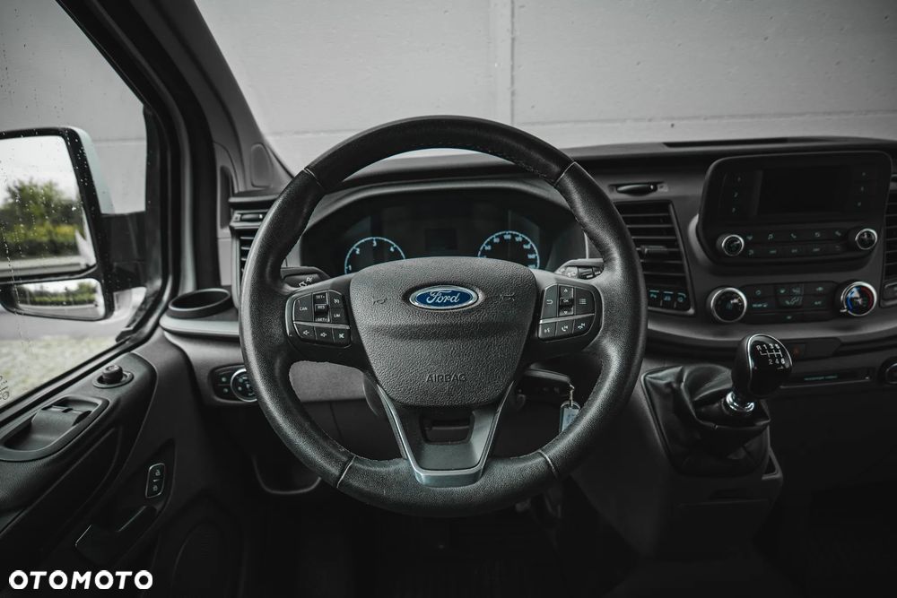 Ford Transit Custom - 11
