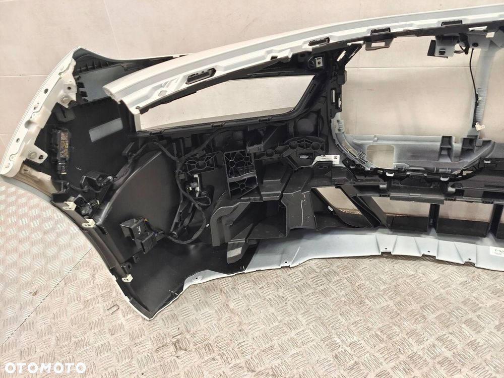 BMW G70 ZDERZAK PRZÓD 6PDC M-PAKIET A300 USA - 7