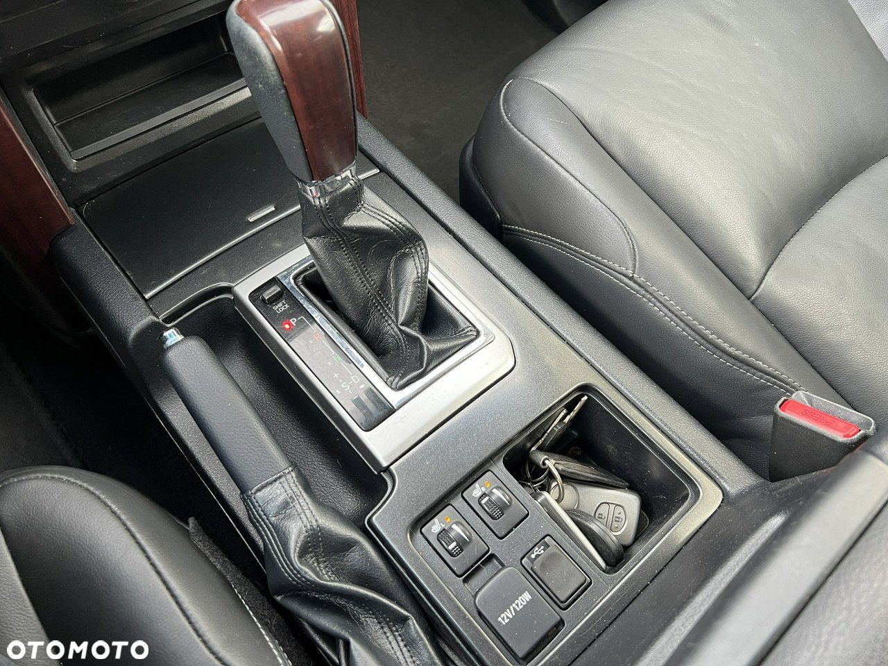 Toyota Land Cruiser LC 3.0 D-4D Invincible - 24