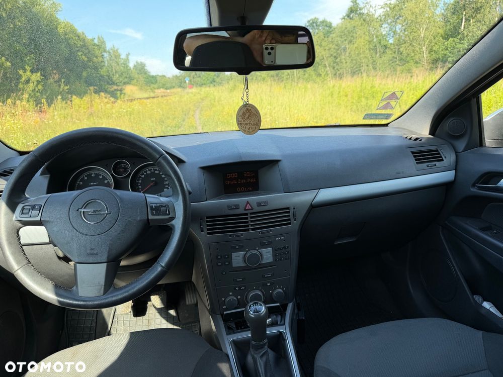 Opel Astra 1.4 GL - 9