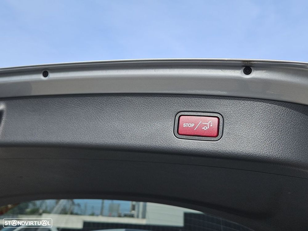 Mercedes-Benz GLC 300 de 4Matic - 21