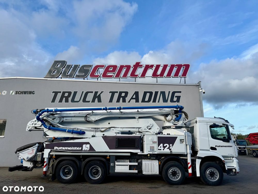 Mercedes-Benz Arocs