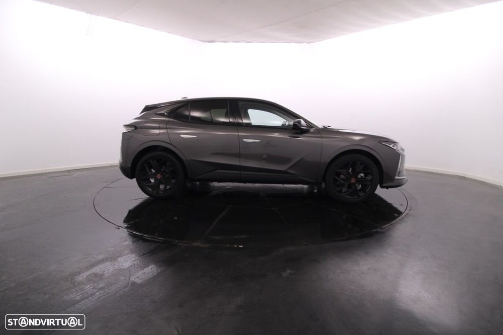 DS DS4 4 1.2 PureTech Performance Line EAT8 - 9