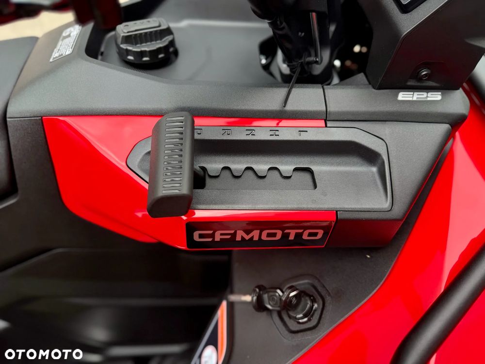 CFMoto CForce - 18