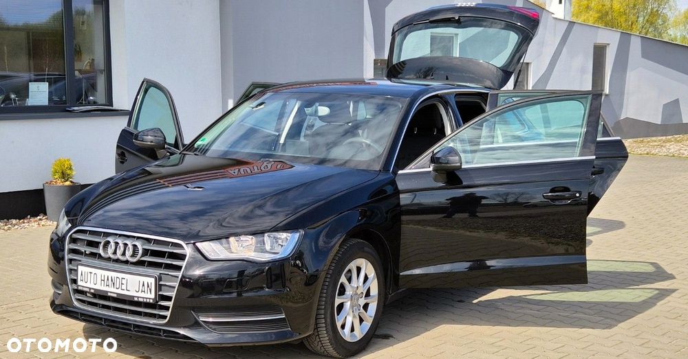 Audi A3 Sportback - 8