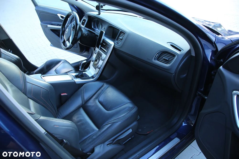 Volvo V60 - 23