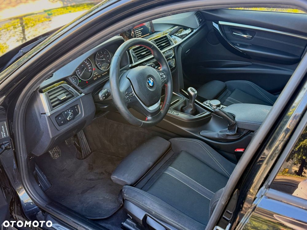 BMW Seria 3 320d Sport Line - 18