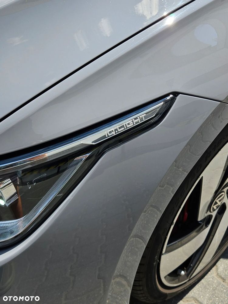 Volkswagen Golf - 20