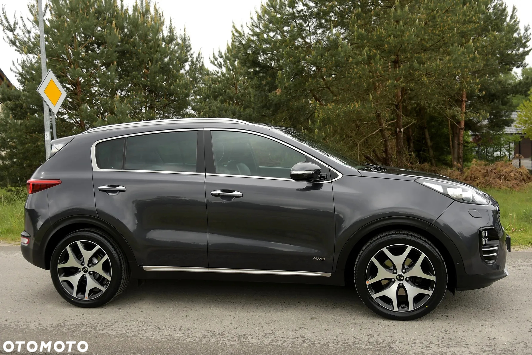 Kia Sportage 2,0 CRDI AWD GT Line - 5