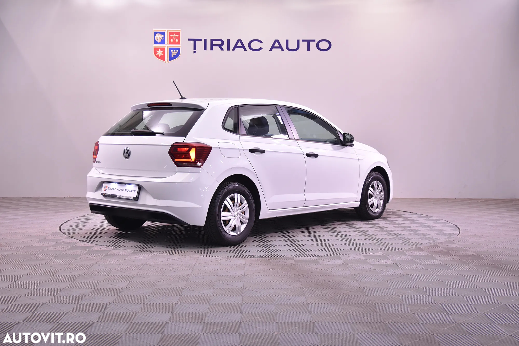 Volkswagen Polo - 5
