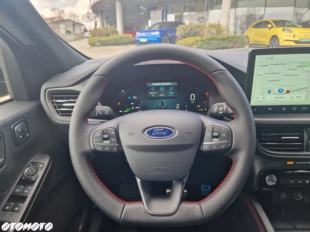 Ford Kuga - 13