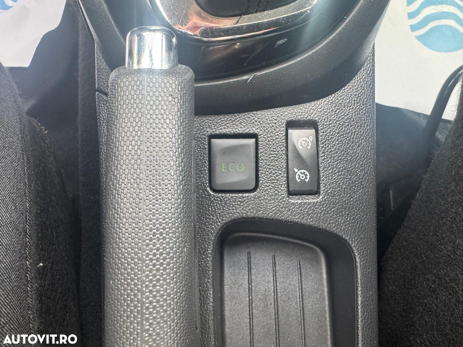 Renault Captur (ENERGY) dCi 90 EDC BOSE EDITION - 14