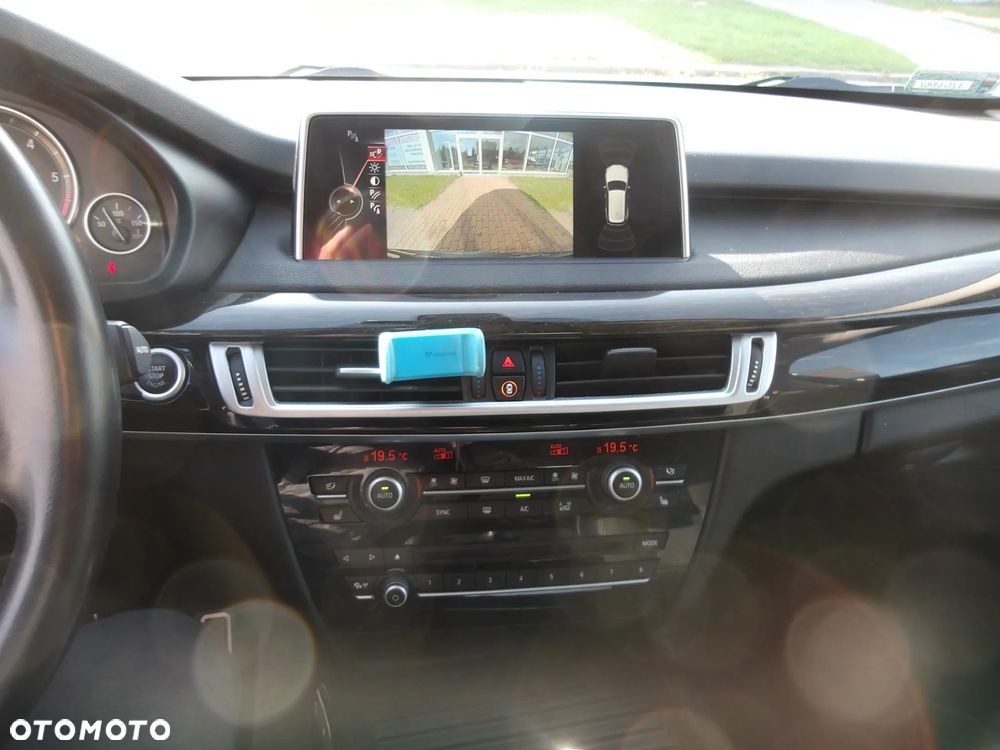 BMW X5 xDrive40d - 12