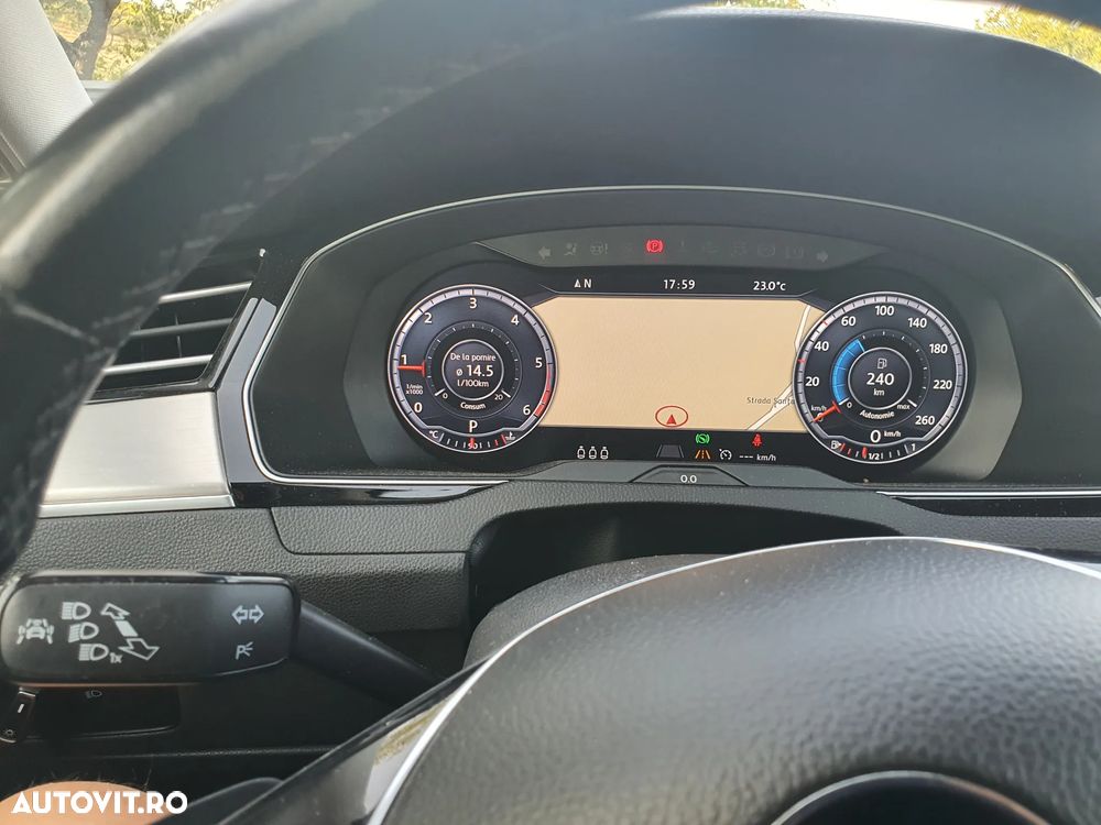 Volkswagen Passat 2.0 TDI SCR 4Motion DDG Highline - 18