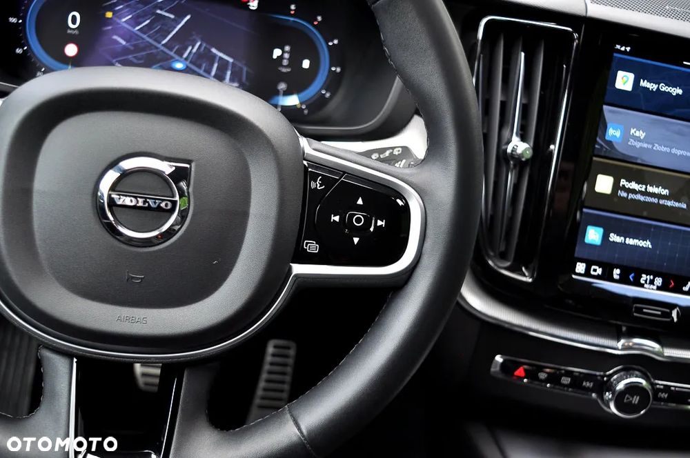 Volvo XC 60 B4 D AWD R-Design - 25