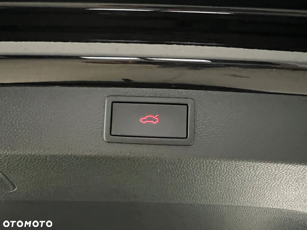 Skoda Karoq 1.5 TSI ACT GPF 4x2 Style DSG - 28